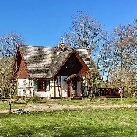 Dom Majowka I Apartamenty Bartoszowka I Michalowka Karwienskie Bloto Drugie Exterior photo
