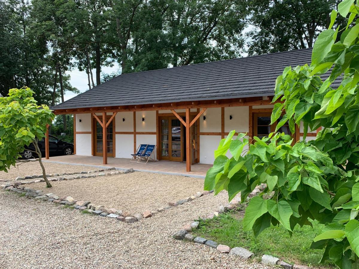 Holiday home Dom Majowka I Bartoszowka I Michalowka Karwienskie Bloto Drugie